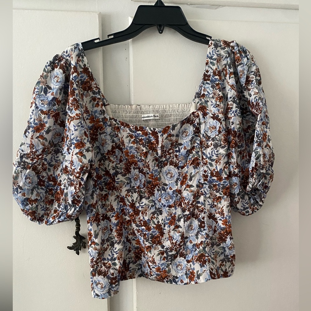 Abercrombie & Fitch Blue and Brown Floral Puff Sleeve Blouse